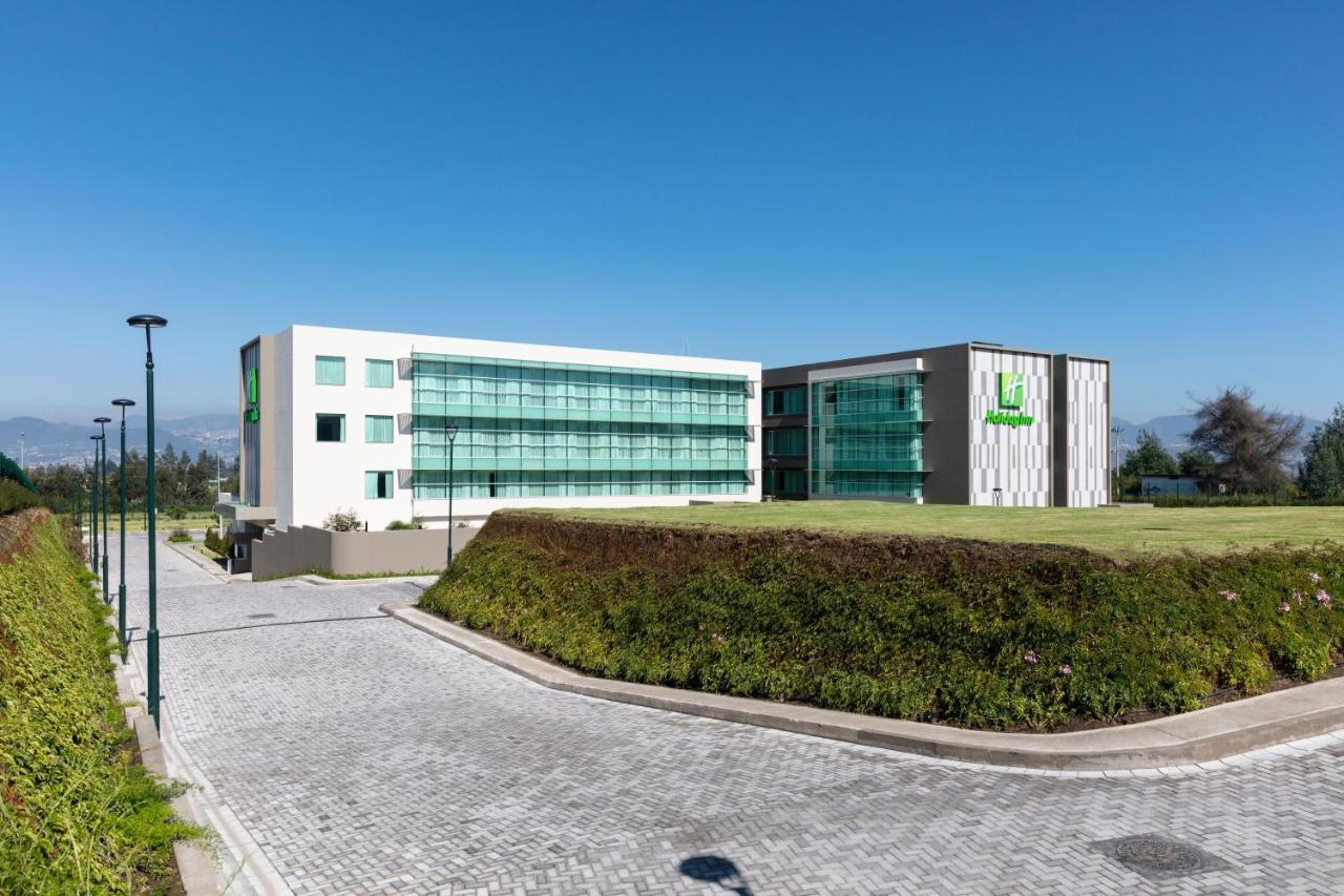 Holiday Inn - Quito Airport By Ihg Tababela Exterior foto The new headquarters of the company in the Parque Aeronáutico y Logístico de Vigo.